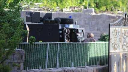 Kayseri'de özel harekat polislerinden aksiyon filmlerini aratmayan operasyon