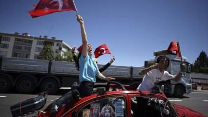 Ankara'da '102 vosvos'la 19 Mayıs konvoyu	