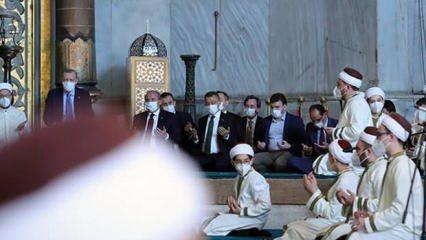 Başkan Erdoğan'dan Ayasofya-ı Kebir Camii Şerifi'nde Kur'an tilaveti