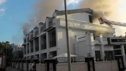 Antalya'da korkutan otel yangını