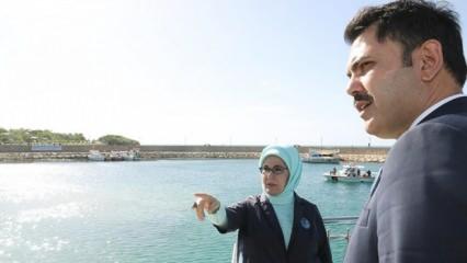 Emine Erdoğan ve Bakan Kurum Van'daki arıtma tesisini gezdi