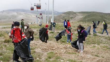 Erciyes'te, 4,3 ton çöp toplandı