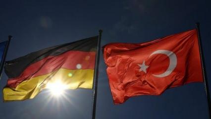 Almanya'da "Türkiye'ye silah ambargosu" teklifi reddedildi