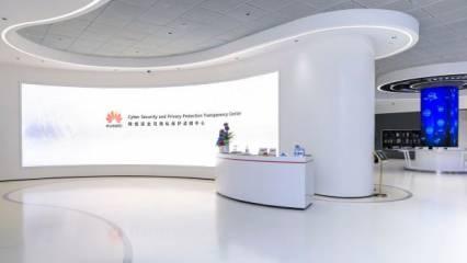 Huawei yeni siber güvenlik ve şeffaflık merkezini açtı