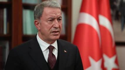 Bakan Akar, Türkiye’nin Bişkek Büyükelçiliği'ni ziyaret etti