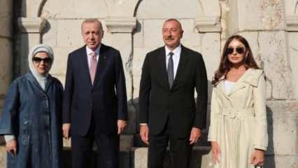Başkan Erdoğan Şuşa'yı gezdi! Tarihe geçen kareler
