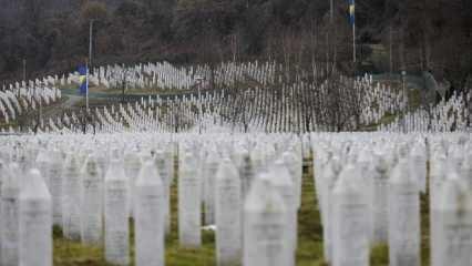 Karadağ'da "Srebrenitsa soykırımı"nı inkar eden bakan görevden alındı