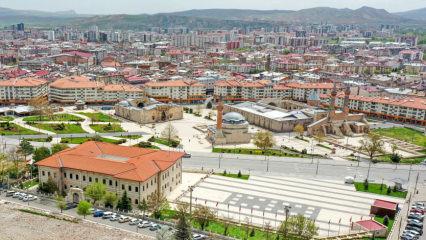 Açık hava müzesi Sivas'ın Selçuklu ve Osmanlı eserleri