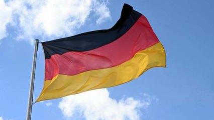 Almanya'da terör örgütlerinin sembolleri yasaklanacak