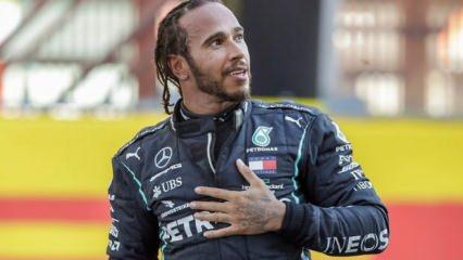 Lewis Hamilton'dan 2 yıllık imza