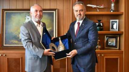 Bursa Büyükşehir Belediye Başkanı Alinur Aktaş'tan Kanal7'ye ziyaret