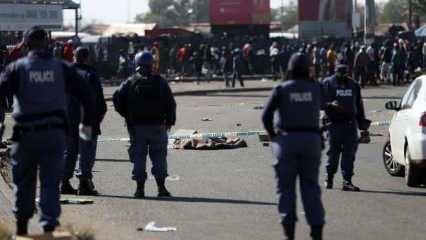 Güney Afrika'da şiddet olayları büyüyor: Ölü sayısı 212 oldu