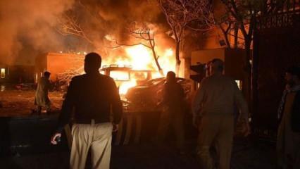 Pakistan'daki patlamanın ardından trafik kazası çıktı
