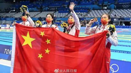 4x200 serbest bayrakta Çin'den dünya rekoru