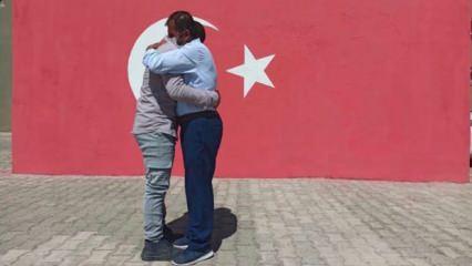 Sınır köyünde PKK'lı terörist teslim oldu! Bakanlık duyurdu