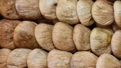 Aydın'da sezonun ilk kuru inciri kilosu 250 liradan satıldı