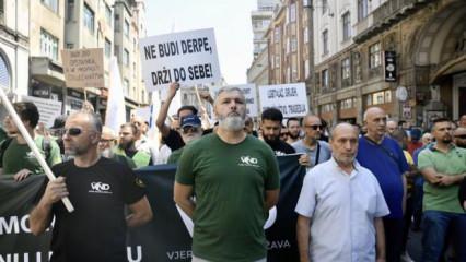 Bosna'da düzenlenen LGBT yürüyüşünde ezan provokasyonu
