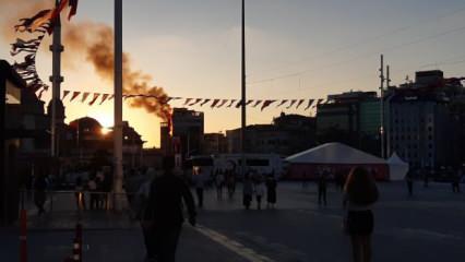 Taksim’de korkutan otel yangını!