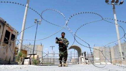 Taliban'dan kaçan 143 Afgan asker Tacikistan'a geçti
