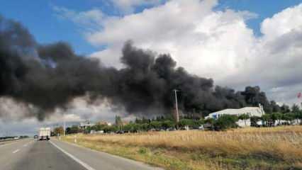 Son Dakika: İstanbul'da korkutan fabrika yangını!