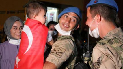 Afrin'den dönen kahramanları çocukları karşıladı 