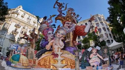 Avrupa'nın en renkli festivali: Las Fallas