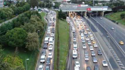 İstanbul'da trafik yoğunluğu yüzde 60'a ulaştı