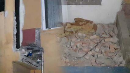 Karab&uuml;k&rsquo;te balkon duvarı yıkıldı, 1&rsquo;i &ccedil;ocuk iki kişi yaralandı