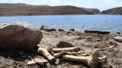 Palandöken Barajı'nın suları çekildi; mezarlar gün yüzüne çıktı