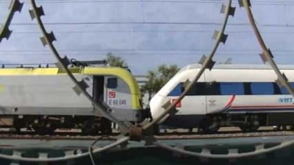 Son Dakika... Tuzla'da iki tren kafa kafaya geldi: Facianın eşiğinden dönüldü