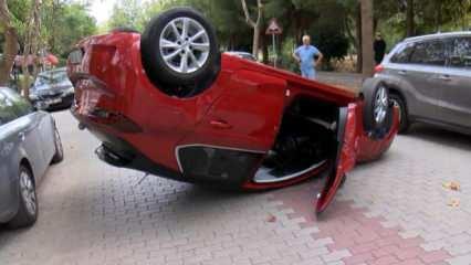 Bakırk&ouml;y'de ilgin&ccedil; kaza! Otomobili bu halde g&ouml;renler g&ouml;zlerine inanamadı	