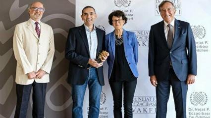 Prof. Dr. Uğur Şahin ve Dr. Özlem Türeci Tıp Onur Ödülü aldı
