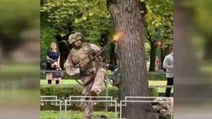 Letonya'da sokak ortasında askeri tatbikat vatandaşları şoke etti