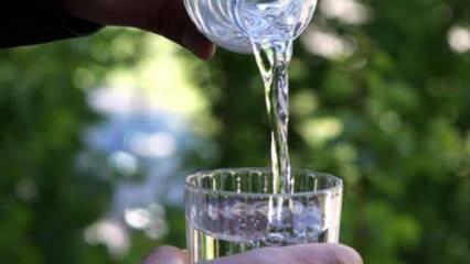 Akhisar'da su yerine parfüm içen kişi hayatını kaybetti