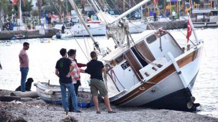 Bodrum'da bir tekne kuvvetli rüzgar nedeniyle karaya oturdu