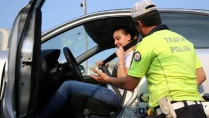 Polis iki günde 3 bin 310 sürücü ve yolcuya emniyet kemeri cezası kesti