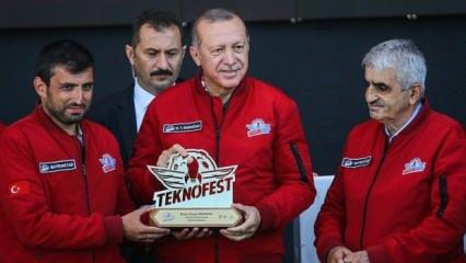 Cumhurbaşkanı Erdoğan: Özdemir Bayraktar'ın eşsiz hizmetleri unutulmayacak