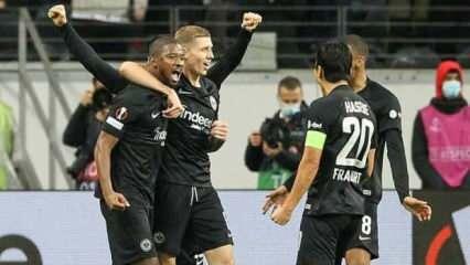 Eintracht Frankfurt, Olympiakos'u 3 golle geçti!