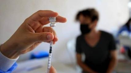 Avustralya’da COVID-19 aşısının üçüncü dozuna onay