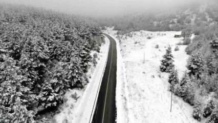Erzincan’ın yüksek kesimlerine kar yağdı