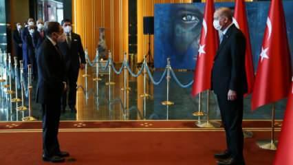 Cumhurbaşkanı Erdoğan külliyede tebrikleri kabul etti