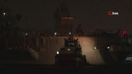 ABD donanmasına ait savaş gemisi Sarayburnu Limanı'na demir attı