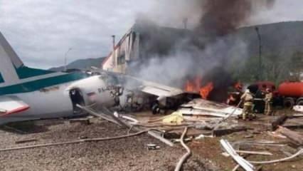 Güney Sudan’da kargo uçağı düştü: 5 ölü