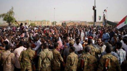 Sudan'da sivil yönetim yanlılarından sivil itaatsizlik çağrısı