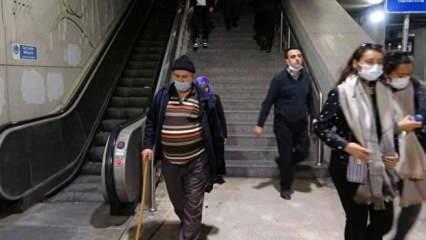 Taksim metrosunda bitmeyen yürüyen merdiven çilesi