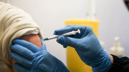 Bakan Koca: Yarından itibaren herkes hatırlatma dozu aşılarını olabilir