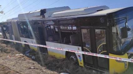 Belediye otobüsü elektrik direğine çarptı: 17 yaralı