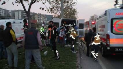 Bursa'da tarım işçilerini taşıyan minibüsün devrilmesi sonucu 13 kişi yaralandı