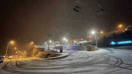 Palandöken Kayak Merkezi beyaza büründü