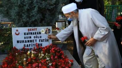 Şehit Kaymakam Safitürk, Sakarya'da mezarı başında anıldı